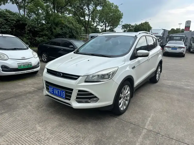 Ford Kuga, 2016
