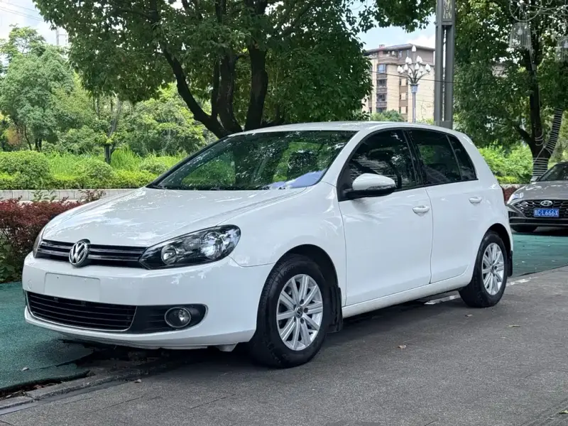 Volkswagen Golf, 2014