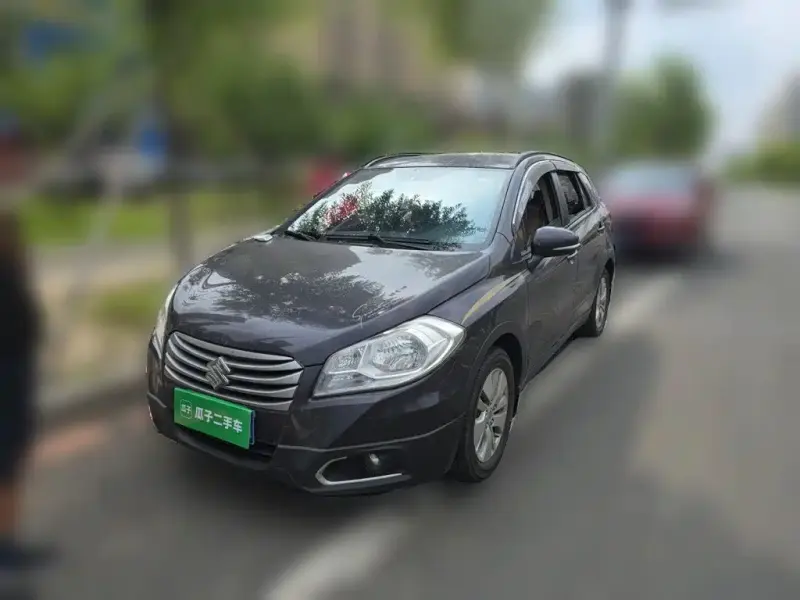 Suzuki S-Cross, 2015