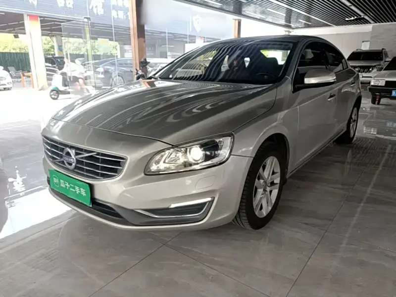 Volvo S60, 2016