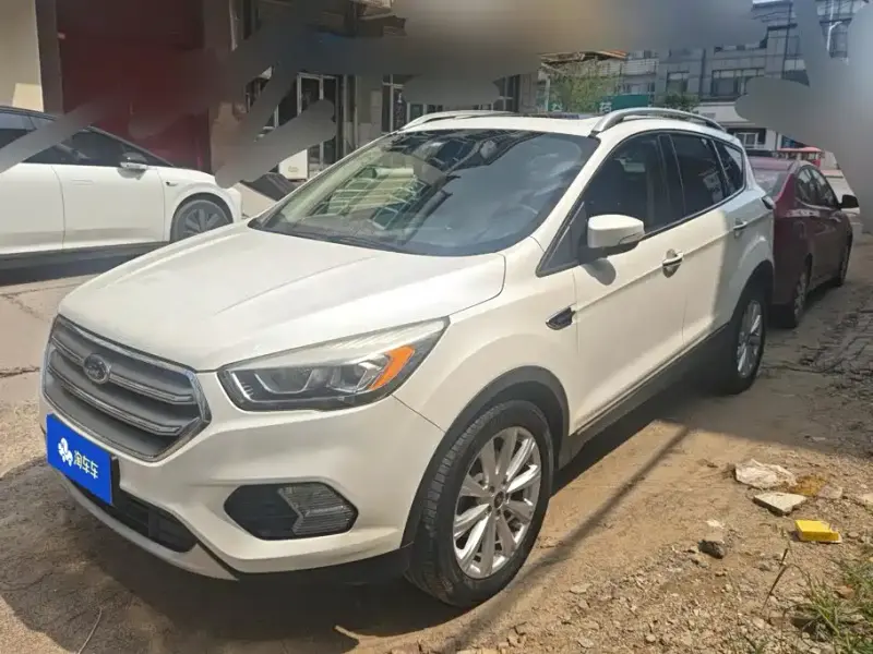 Ford Kuga, 2017