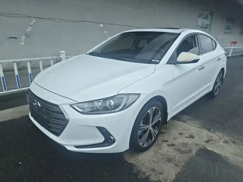Hyundai Elantra, 2019
