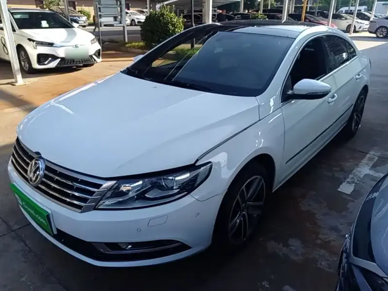 Volkswagen CC, 2015
