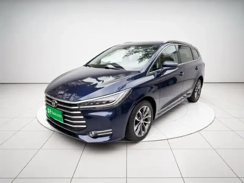 BYD MAX, 2020