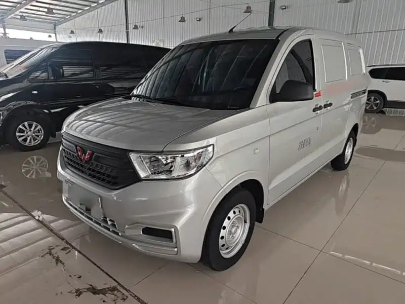 Wuling Hongguang V, 2024