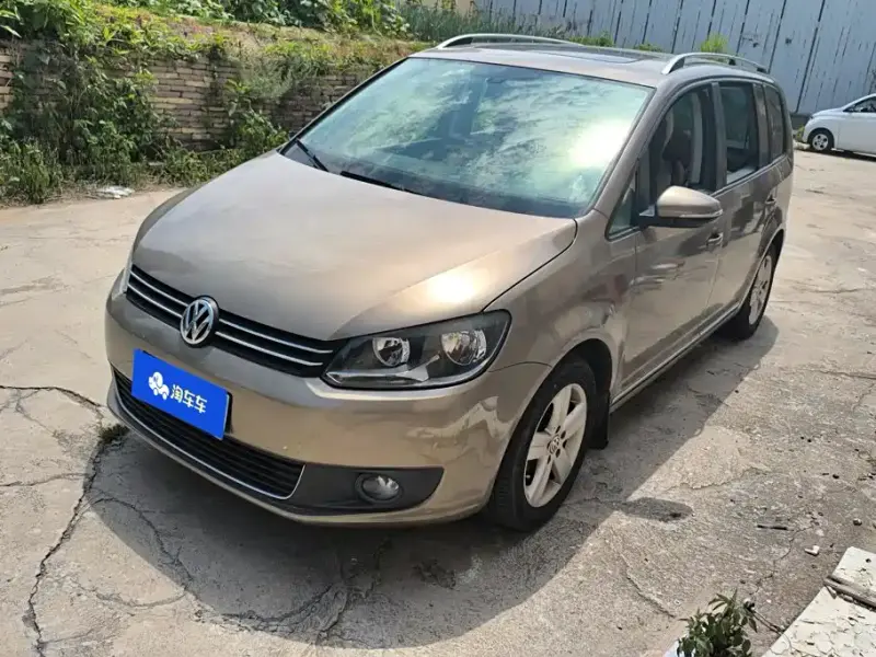 Volkswagen Touran, 2014
