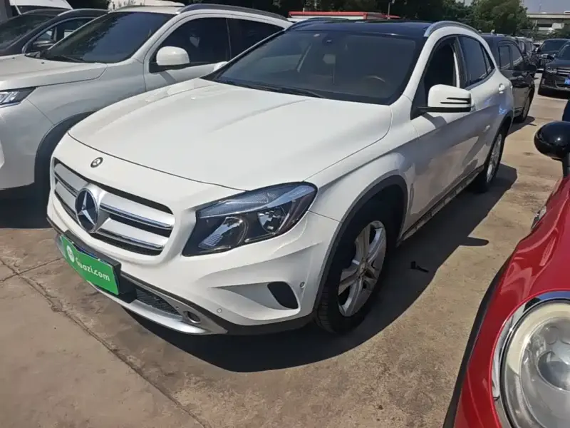 Mercedes-Benz GLA, 2016
