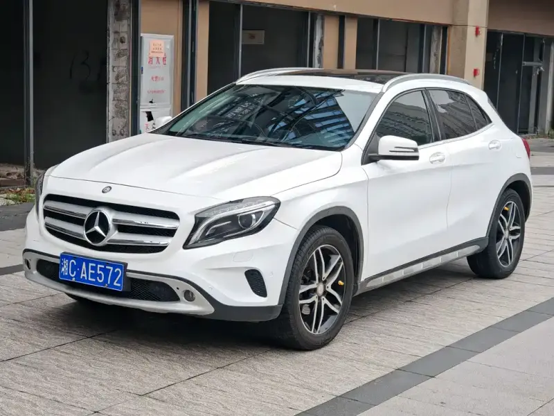 Mercedes-Benz GLA, 2016