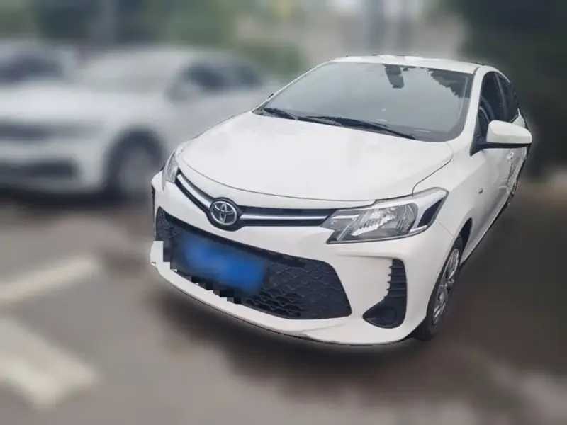 Toyota Vios FS, 2022