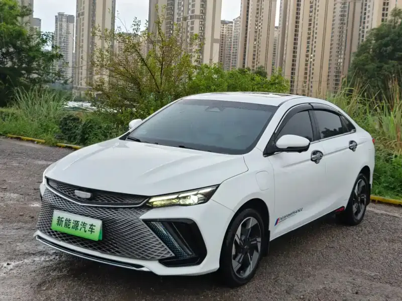 Geely L HiP, 2023