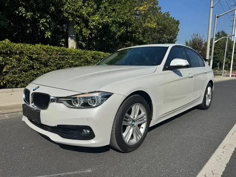 BMW 3 Series, 2016