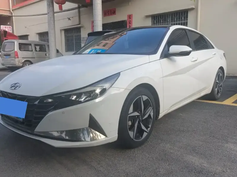 Hyundai Elantra, 2021