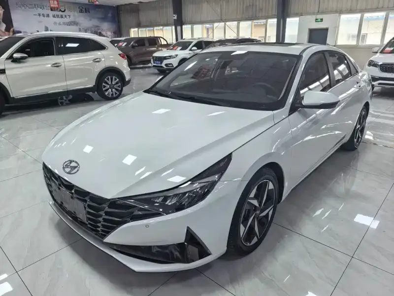 Hyundai Elantra, 2021