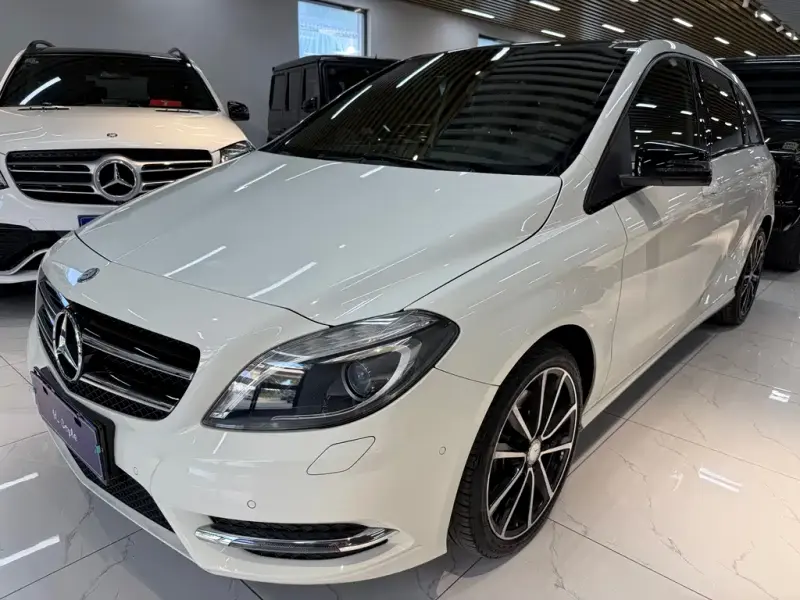 Mercedes-Benz B-Class, 2015