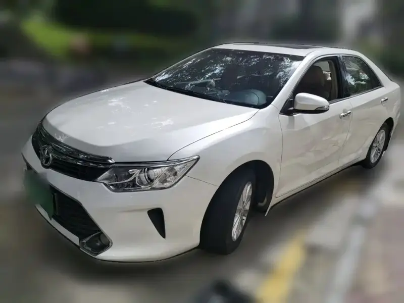 Toyota Camry, 2015