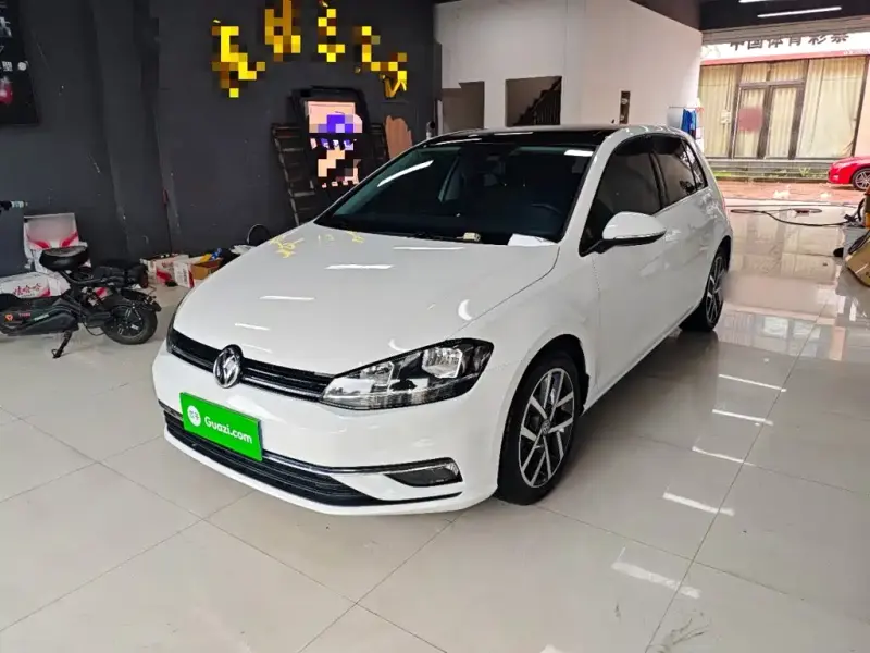 Volkswagen Golf, 2020