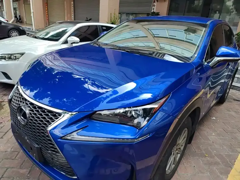 Lexus NX, 2015