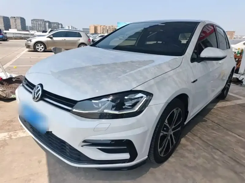 Volkswagen Golf, 2020