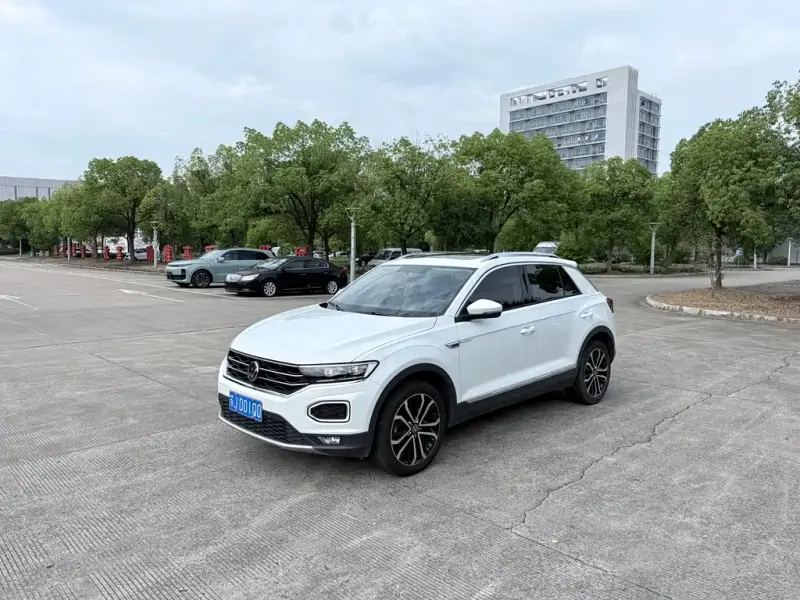 Volkswagen T-Roc, 2022
