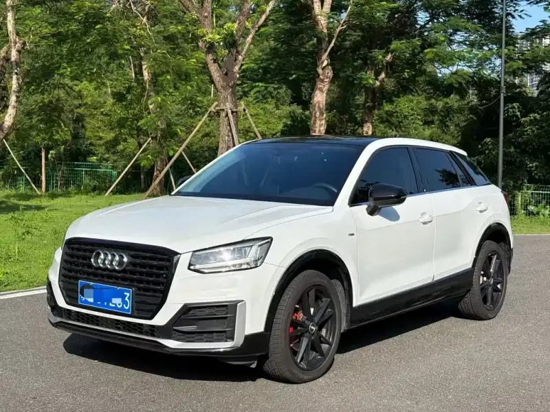 Audi Q2L, 2020