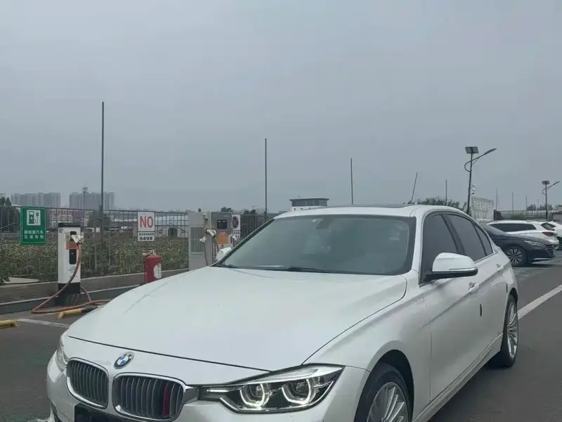 BMW 3 Series, 2018