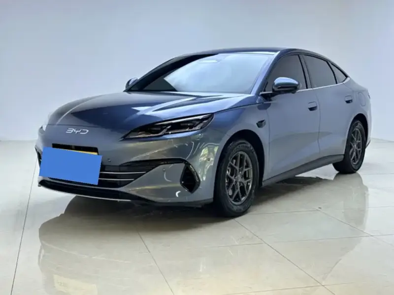 BYD 06, 2025