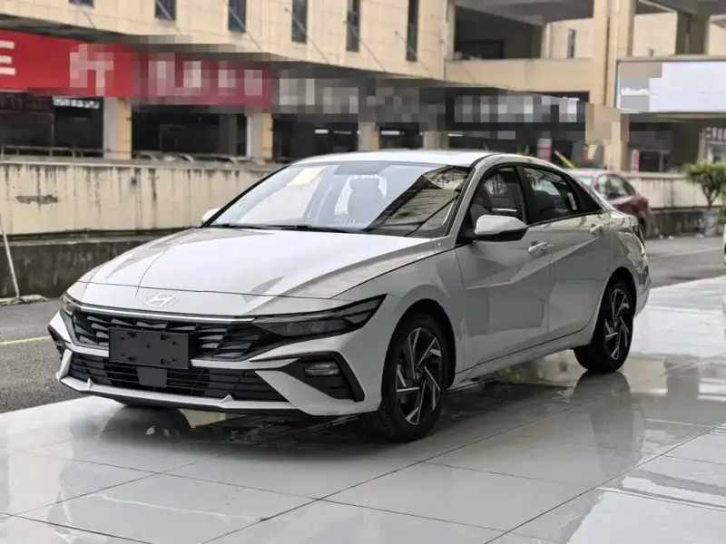 Hyundai Elantra, 2026
