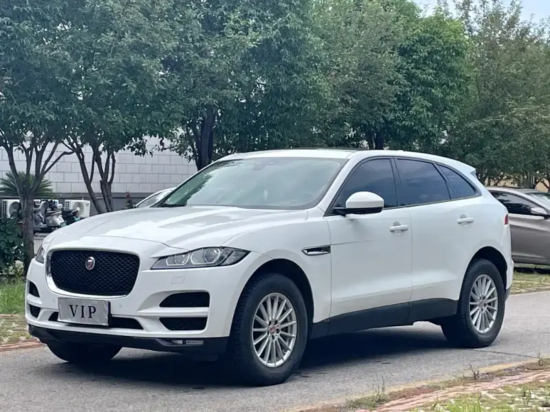 Jaguar F-PACE, 2018