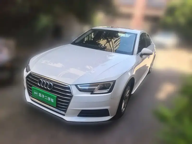 Audi A4L, 2017