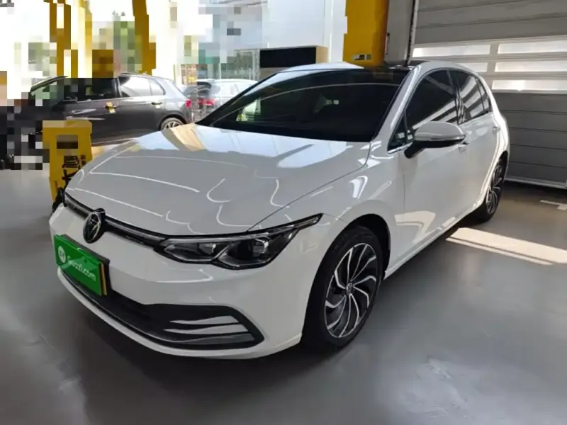 Volkswagen Golf, 2021