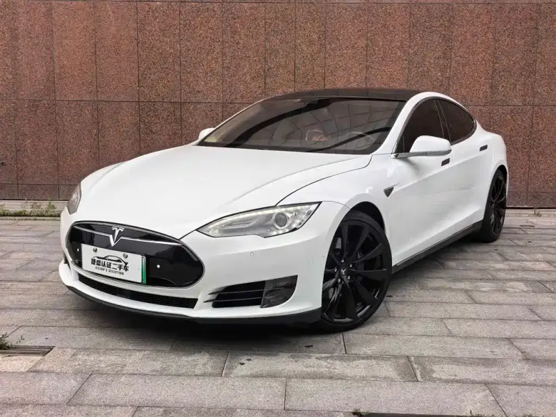 Tesla Model S, 2016