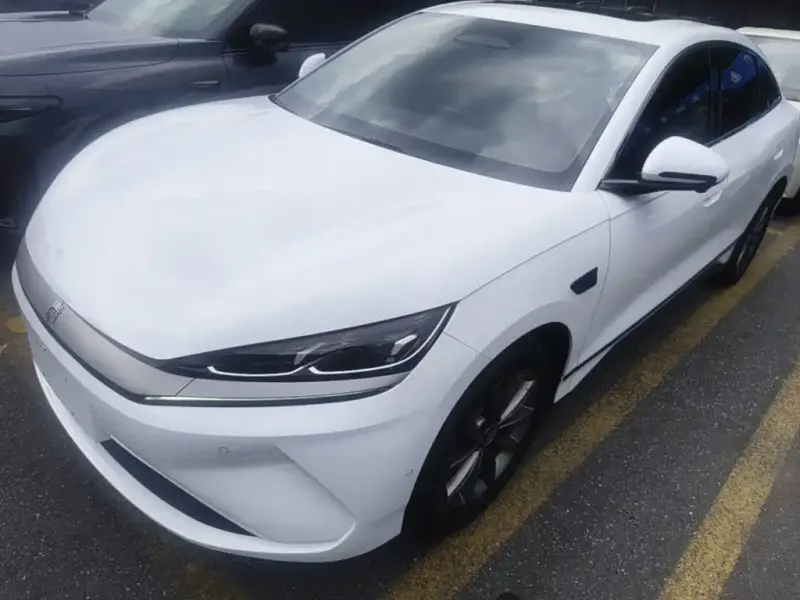 BYD Qin L, 2025