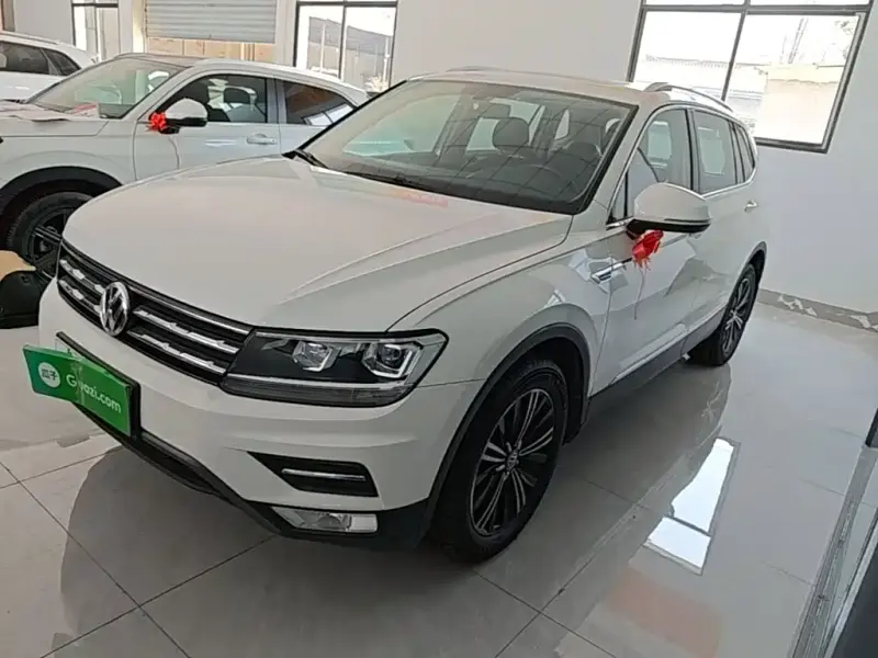 Volkswagen Tiguan L, 2020