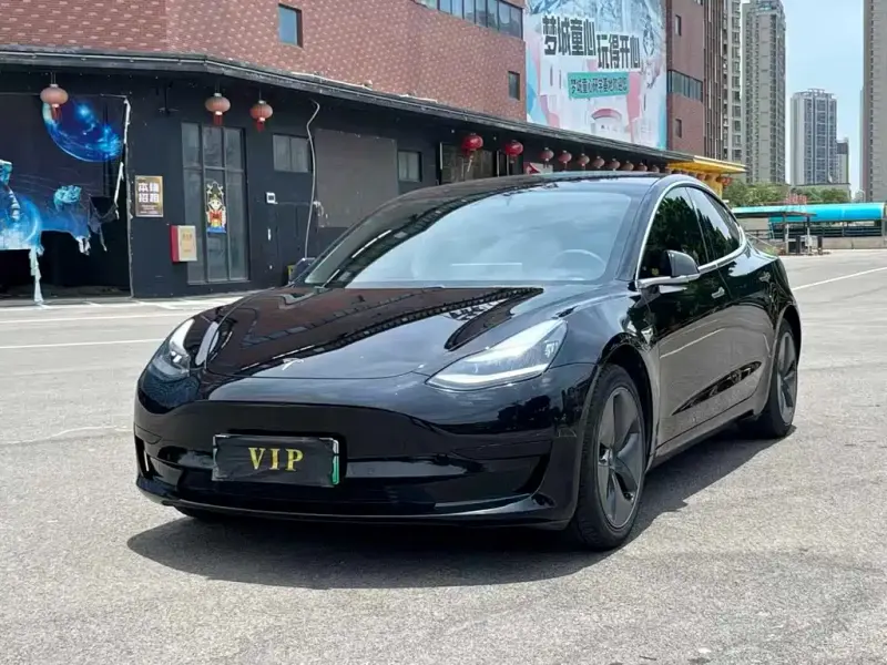 Tesla Model 3, 2020