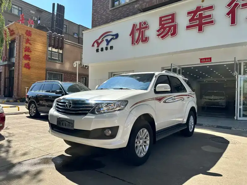 Toyota Fortuner, 2016