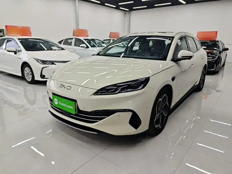 BYD 06 DM-i, 2025