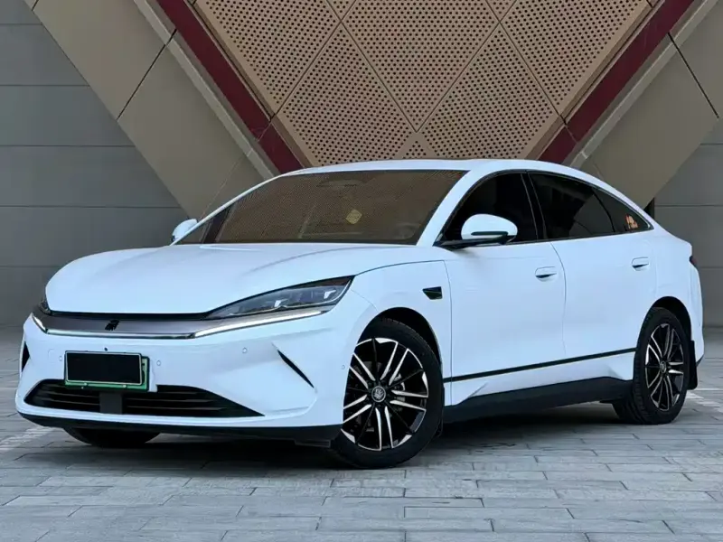 BYD Qin L, 2025