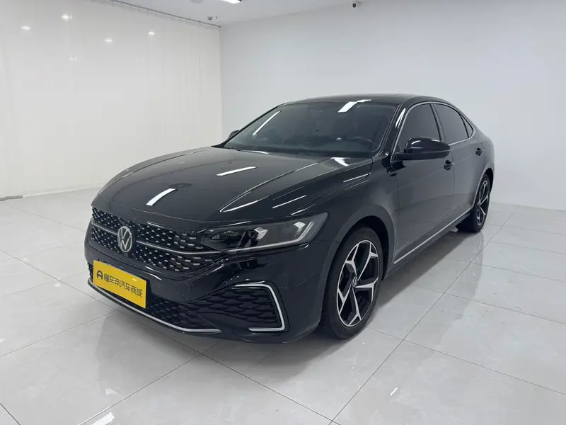 Volkswagen Passat, 2023
