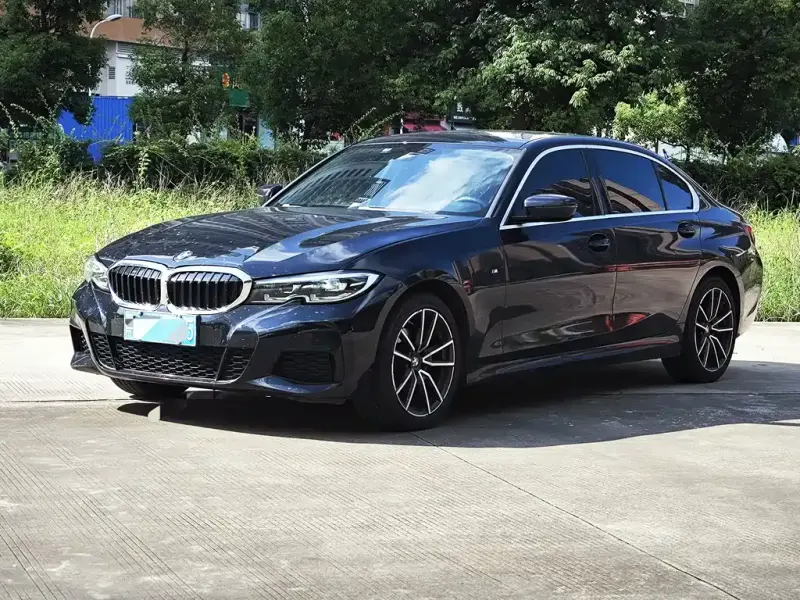 BMW 3 Series, 2022