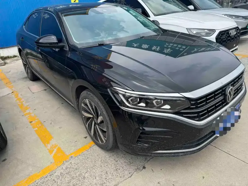 Volkswagen Passat, 2023