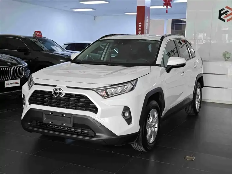 Toyota RAV4, 2025