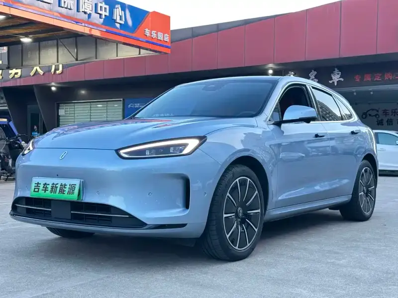 AITO M5, 2022