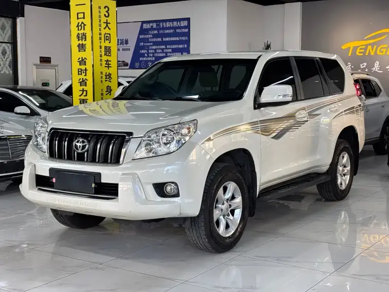 Toyota Prado (Import), 2013