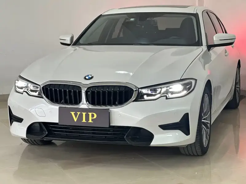 BMW 3 Series, 2021