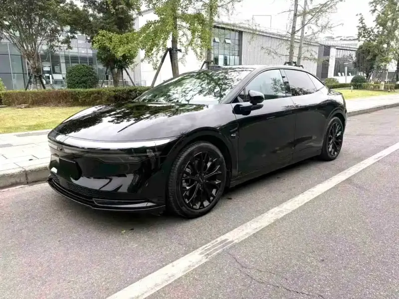 Zeekr 007, 2024
