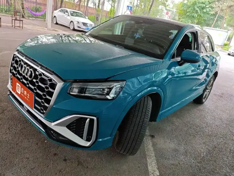 Audi Q2L, 2022
