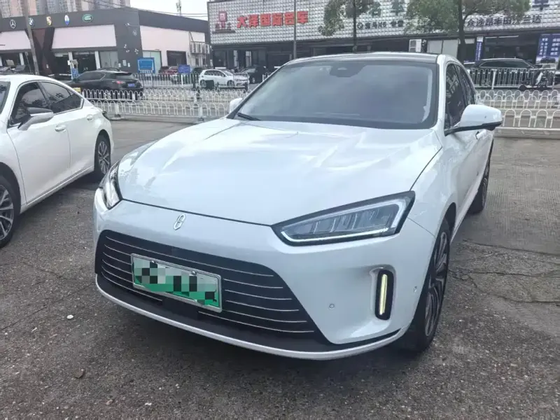 AITO M5, 2023