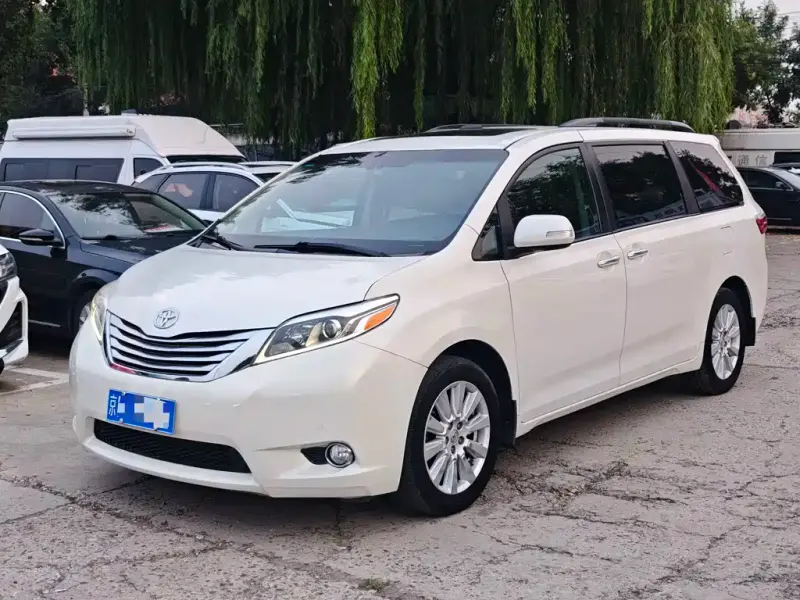Toyota Sienna, 2017