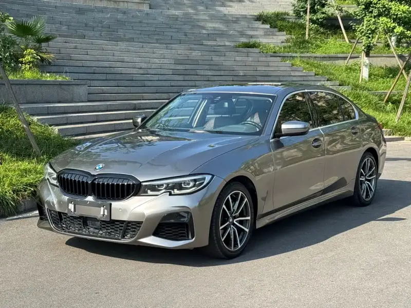 BMW 3 Series, 2021