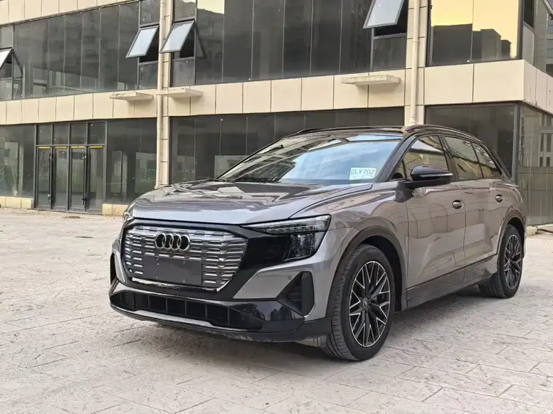 Audi Q5 e-tron, 2022